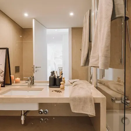 Giuseppe - 1 Bedroom And Parking In Alvalade Апартаменти Лісабон