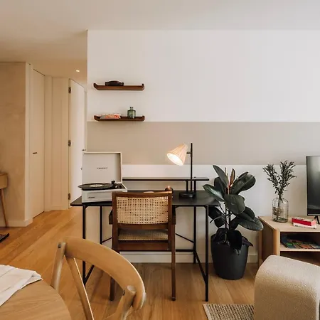 Giuseppe - 1 Bedroom And Parking In Alvalade * 리스본